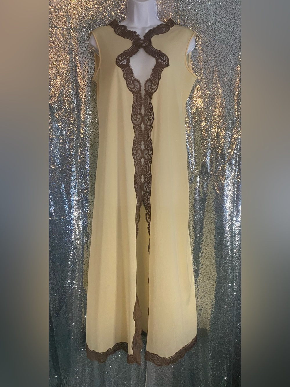 🤎Vintage Aristique Nylon Lace Lounge Slip/Peignoir 1970s-80s Cream & Chocolate